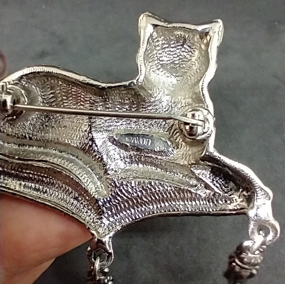 Avon The Regal Cat Brooch Vintage green eyes - Picture 4 of 7